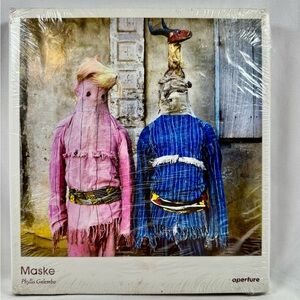 Maske Phyllis Galembo Photography Book Aperture Art Masquerade Cultures